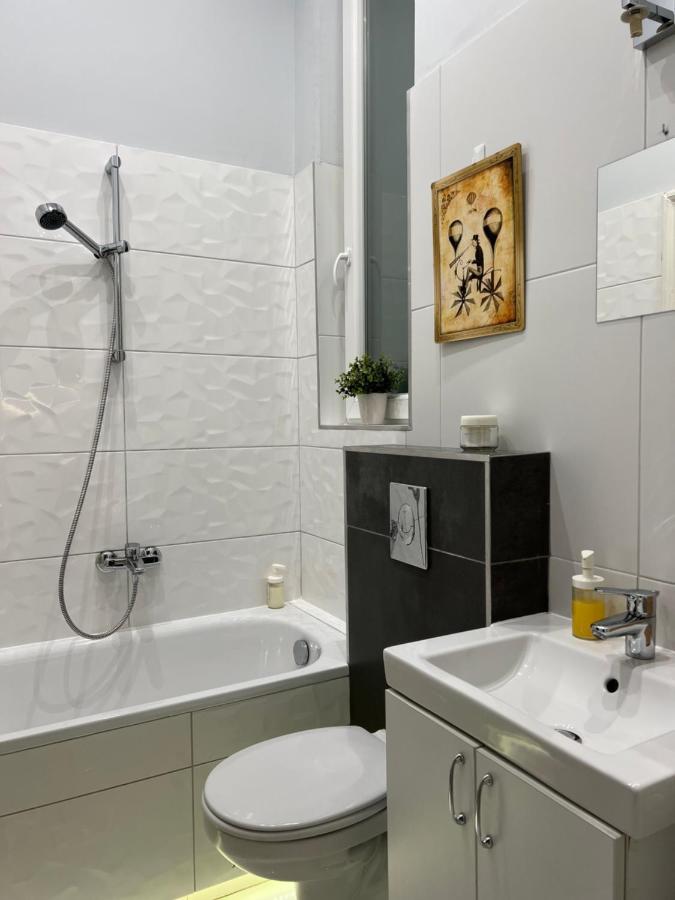 N38 Apartments By Small Home Budapest Esterno foto