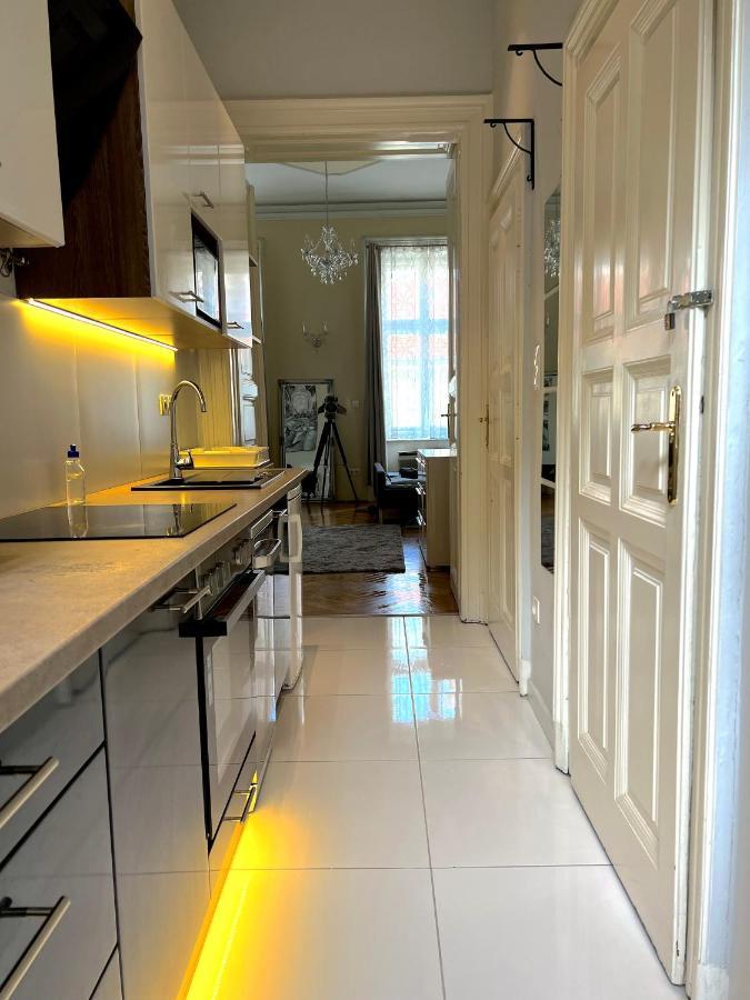 N38 Apartments By Small Home Budapest Esterno foto