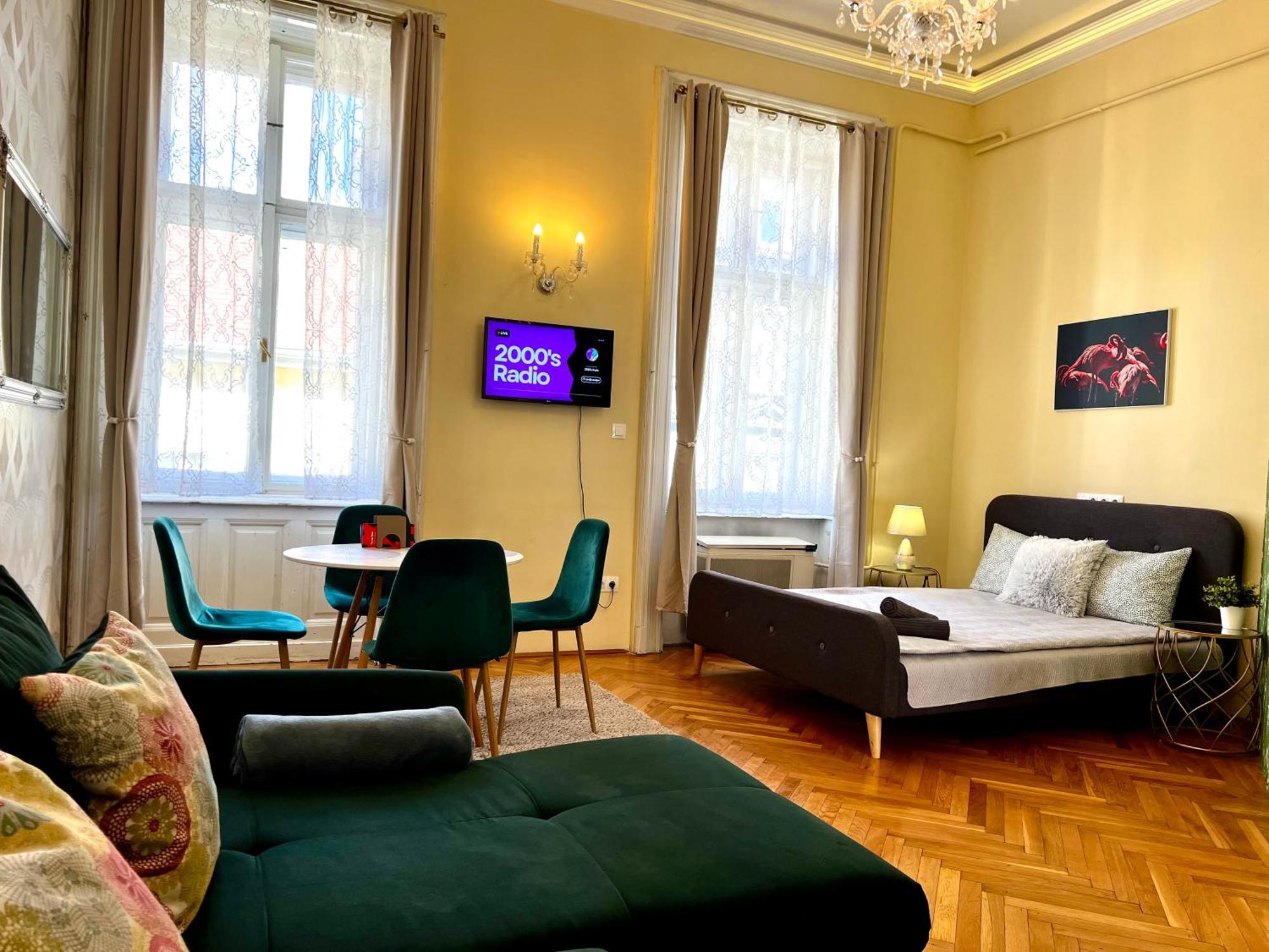 N38 Apartments By Small Home Budapest Esterno foto